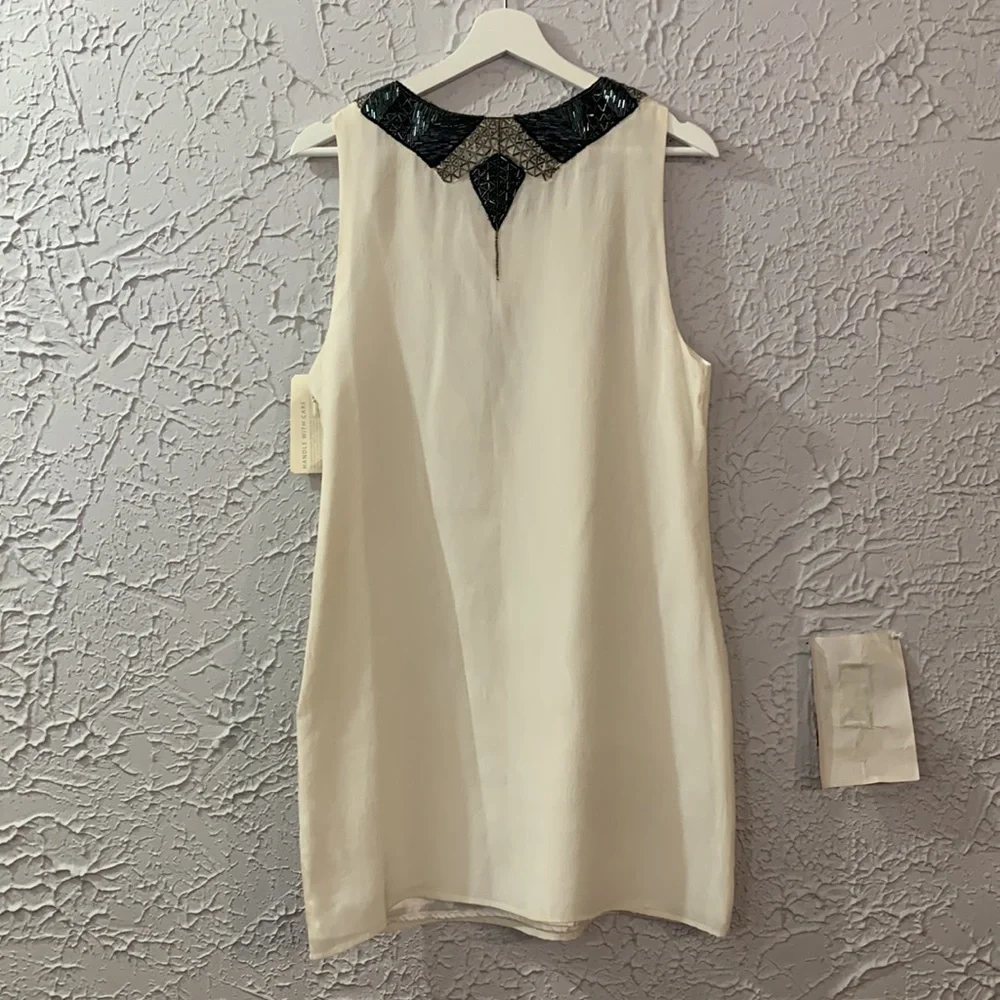 Gryphon NEW 100% Silk Cocktail Dress White Medium Beaded Neckline Flirty Party - Picture 10 of 12